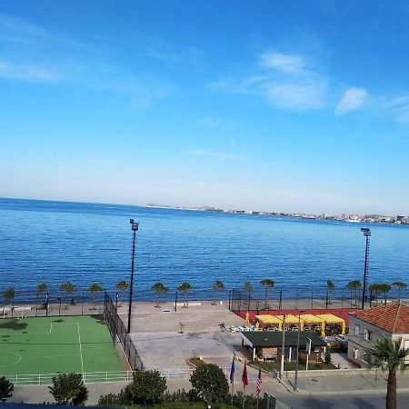 ホテル Ambasador Vlorë エクステリア 写真