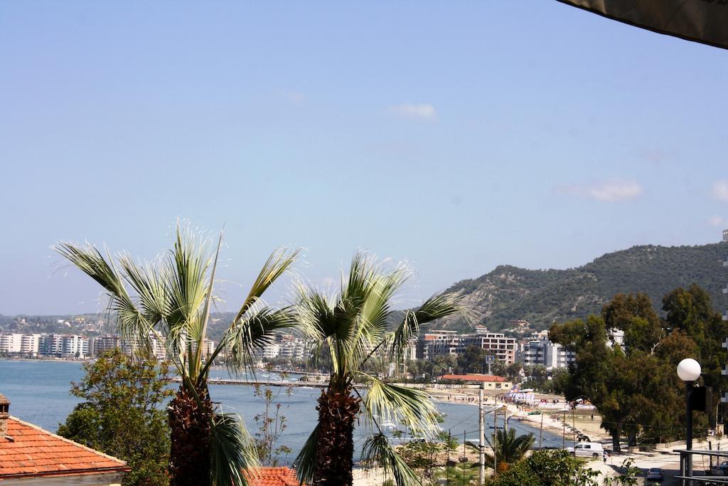 ホテル Ambasador Vlorë エクステリア 写真