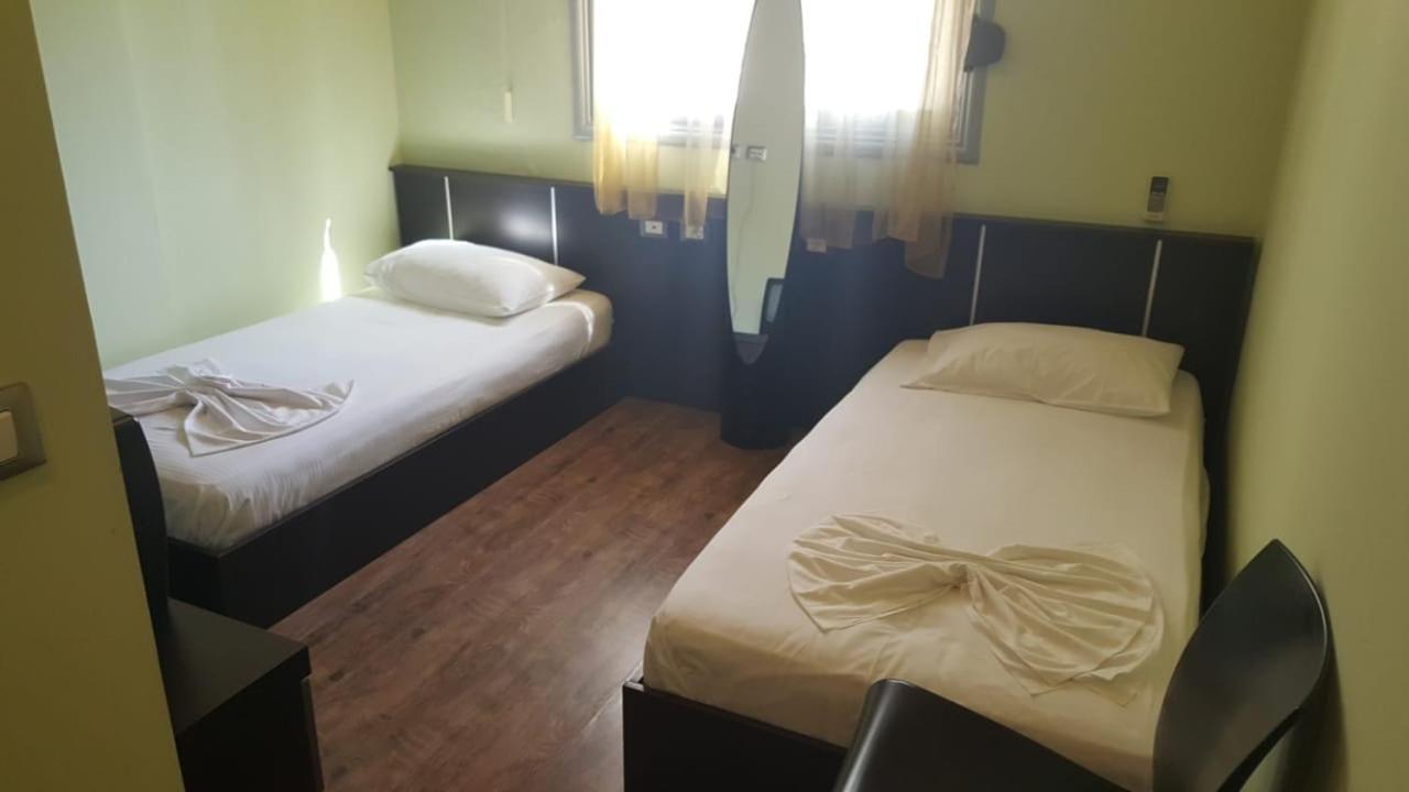 ホテル Ambasador Vlorë 部屋 写真